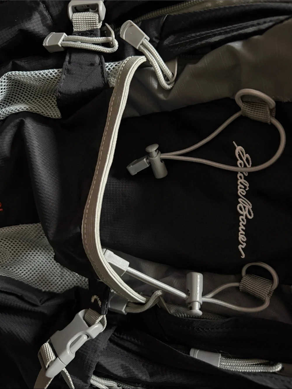 Eddie Bauer versatile eddie